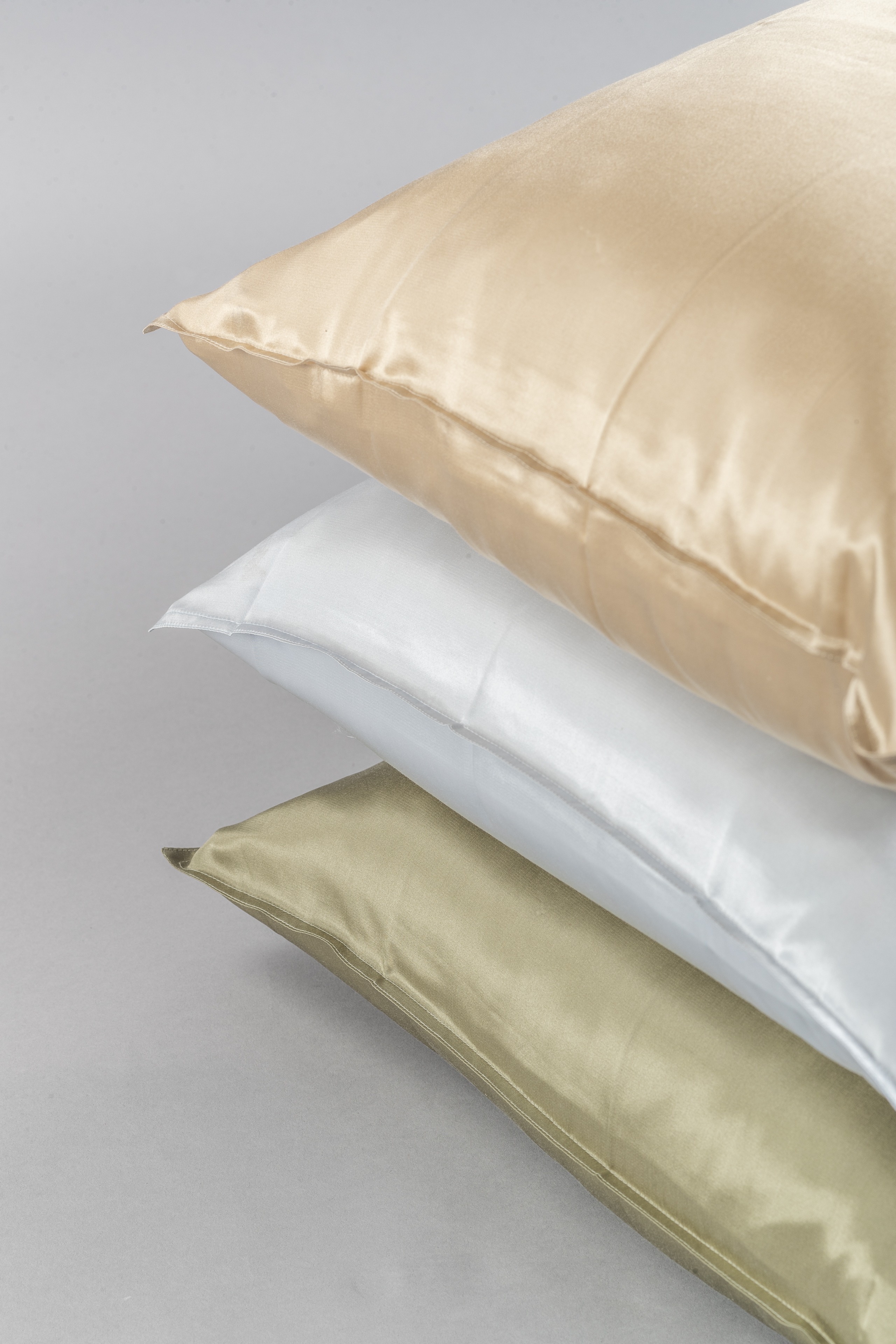 Serenity Silk Pillowcases